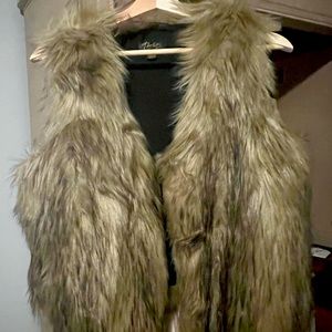 Thalia Sodi Faux Fur Vest